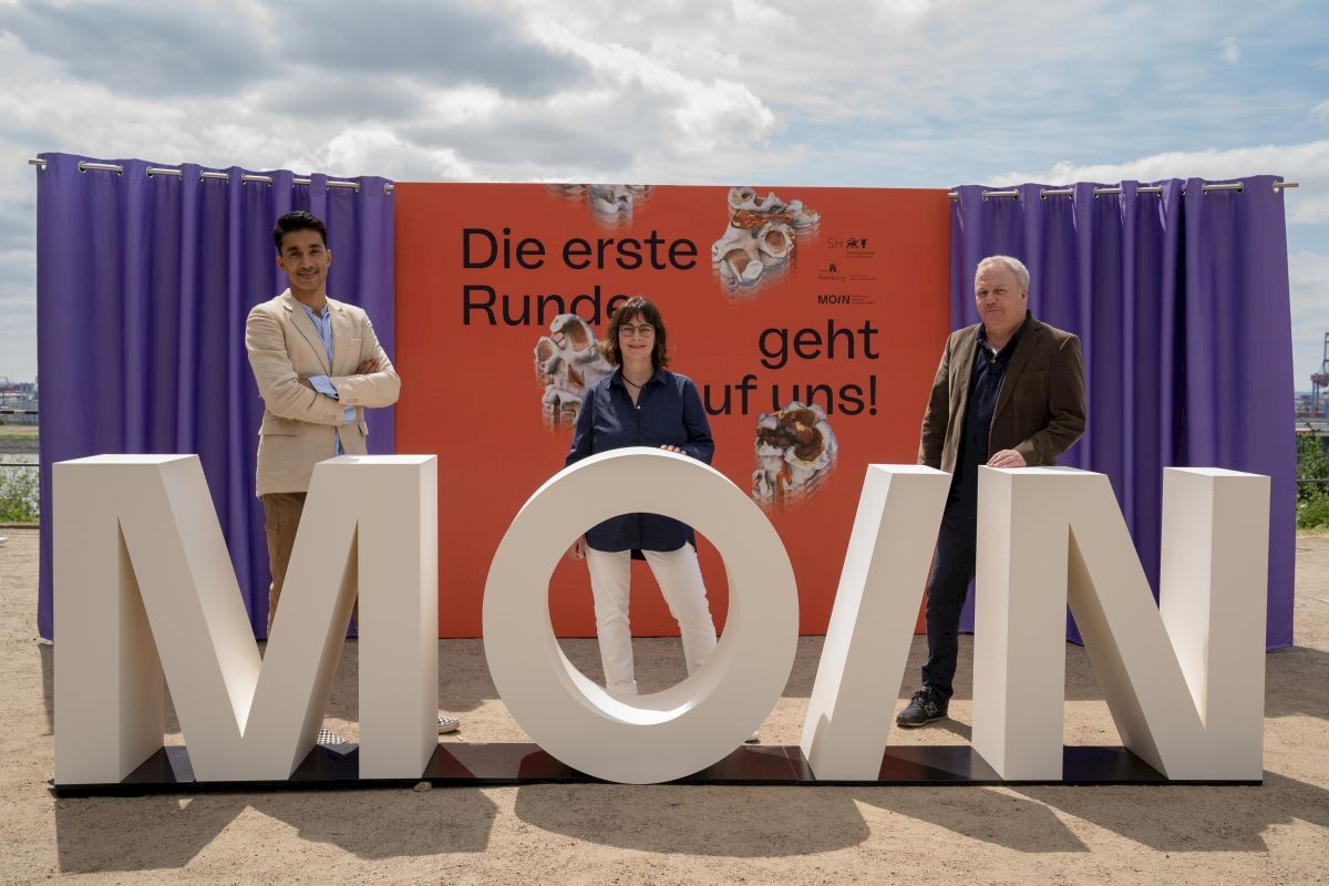 Amir Hamz (l.) and Christian Springer of Bon Voyage Films with mit Sunna Isenberg (WunderWerk) | MOIN Filmförderung